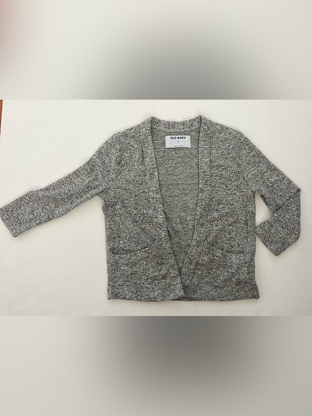 2T Old Navy toddler kids Heather Gray long sleeves Crewneck Sweater. NWOT